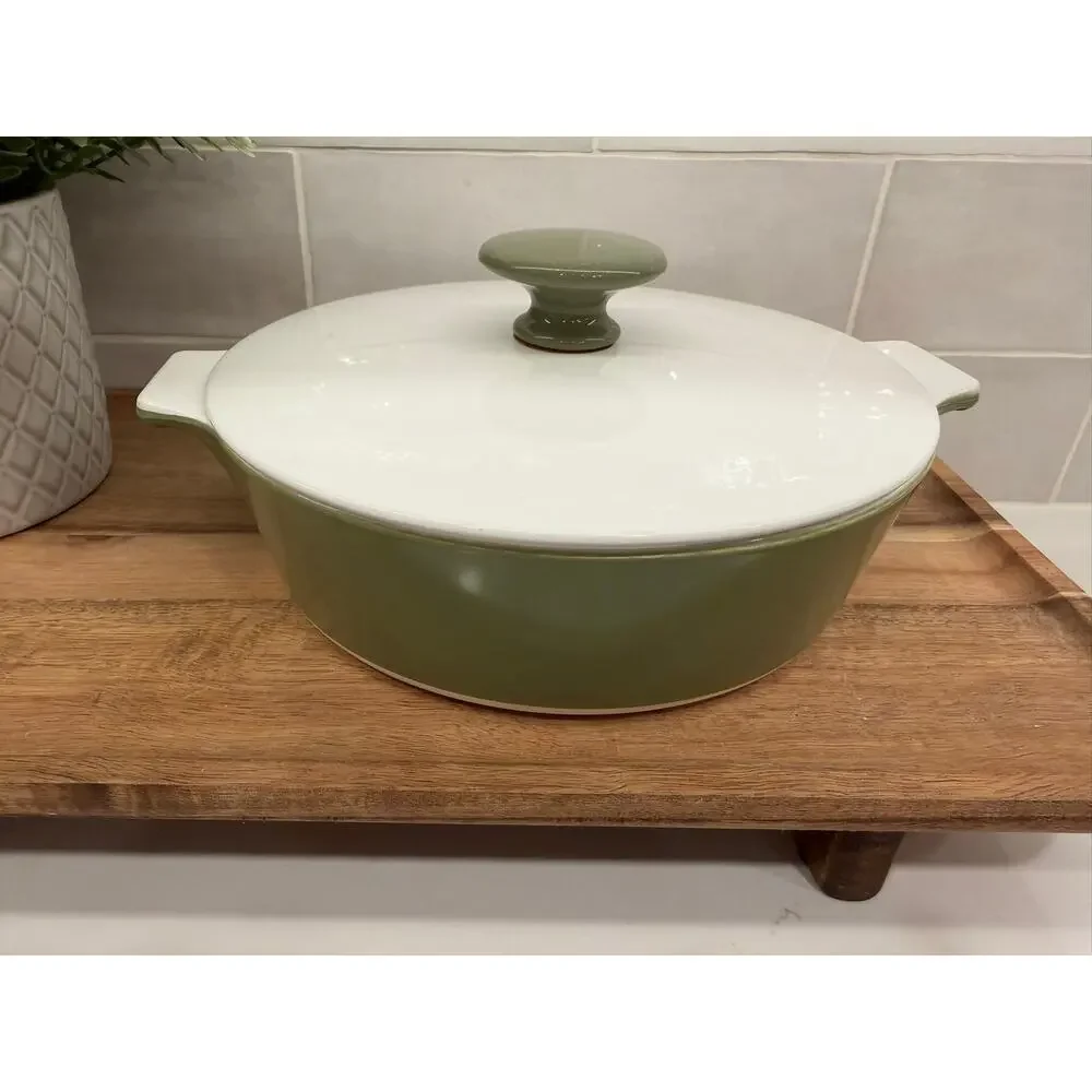 Vintage Corning Ware Avocado Green Circular Casserole‎ Dish with Lid One Quart